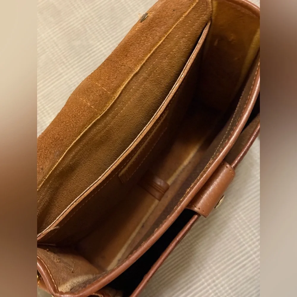 Green Fields Full Grain Harness Leather Crossbody Bag – Made in the USA Unisex